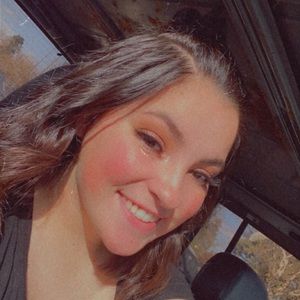 Meet your Posher, Olivia